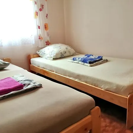 Joan Apartment